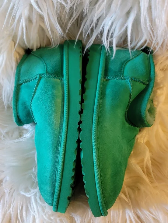 🆕️🎿Ugg Ultra Mini Boots, Emerald Green - Sz 8 - Picture 8 of 11
